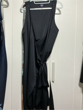 GAP One-Shoulder Black Wrap Dress